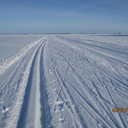 Отель Karvisen Kissanpaeivaet Joensuun Laehellae Ruokola Экстерьер фото